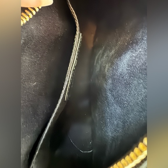 Saint Laurent Black Quilted Round Crossbody Camera Bag with Gold YSL Logo - Picture 10 of 10